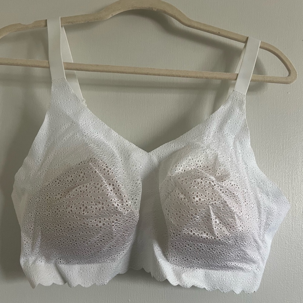 Aerie white NWT eyelet bra